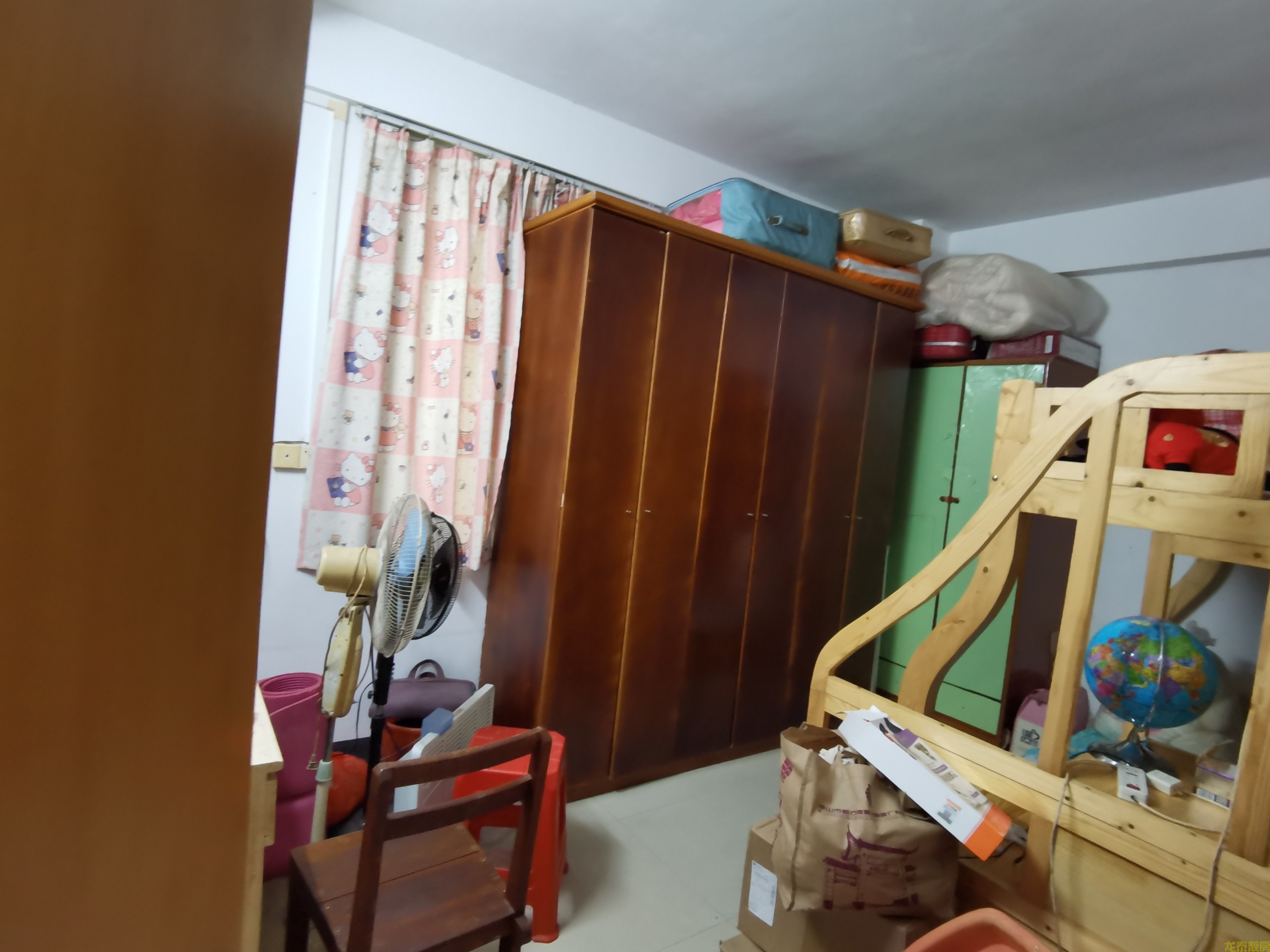 青果场三层半自建房便宜出售